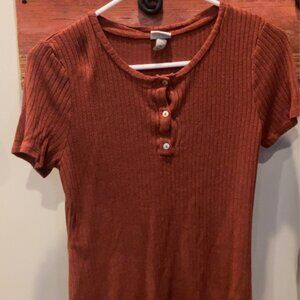 A New Day Womens Buttonup T-shirt Side Slit Top Size XS